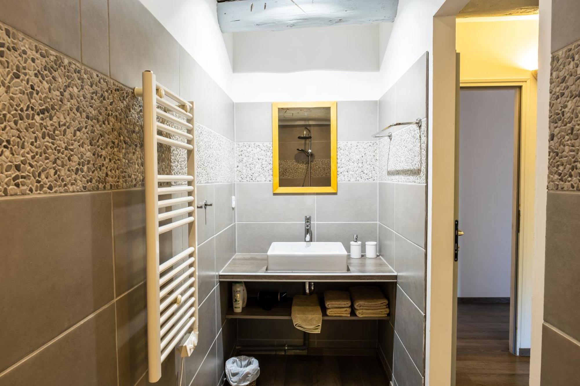 Mas D'Alaure B&B Verquieres Luaran gambar